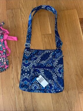 NWT Vera Bradley Navy and Royal Blue Paisley Hipster Crossbody Bag